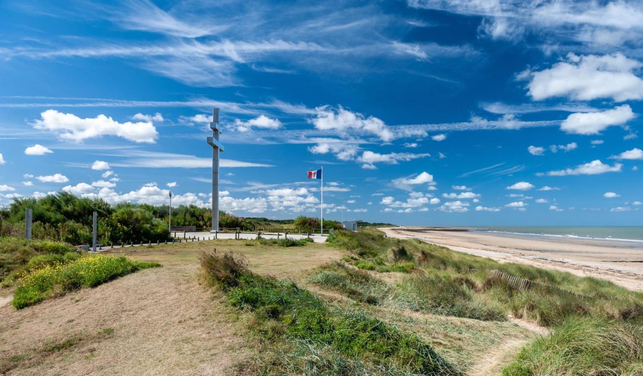 Le levant - avec loggia - à 20m de la plage Courseulles-sur-Mer Esterno foto